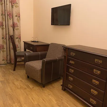 Kentuki Guesthouse * Pärnu